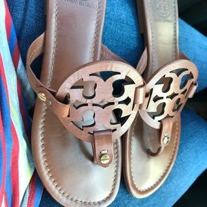 Tory Burch Millers size 9 vanchetta